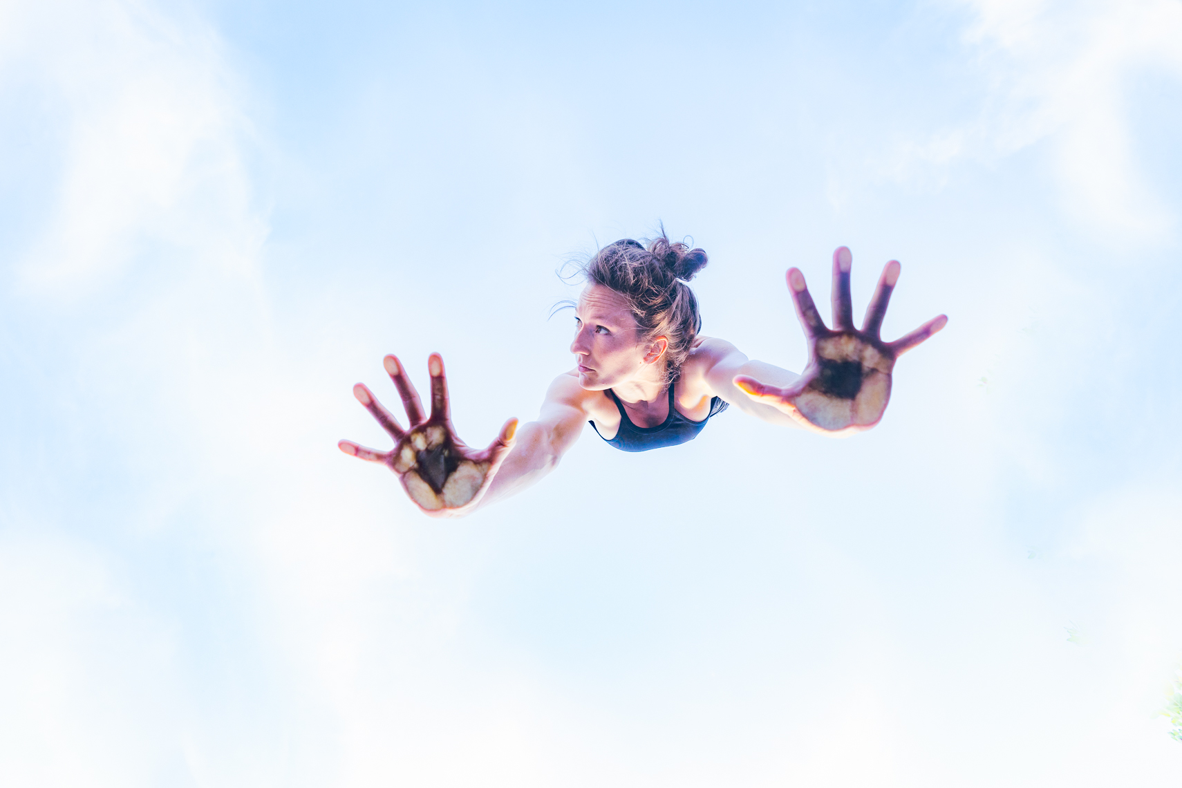 Circus performer and aerialist photographed by health and wellness photographer Robert Houser